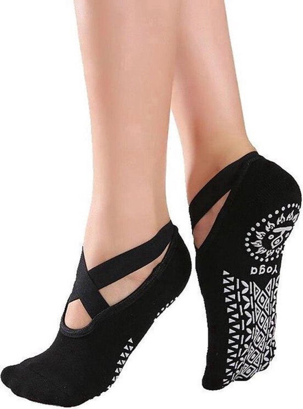 Closed Toe Yoga Socks | With Anti-Slip Bottom | Anti-Slip Socks | Pilates Socks | Size 36-40 | Black
