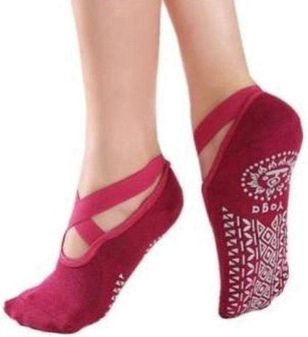 Closed Toe Yoga Socks | With Anti-Slip Bottom | Anti-Slip Socks | Pilates Socks | Size 36-40 | Red