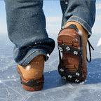 Snow boots with non-slip soles - Set of 2 - Safe walking on icy and snowy roads - Suitable for size M (40-45) - Non-slip studs - Suitable for winter walking, hiking, jogging, strolling and mountaineering