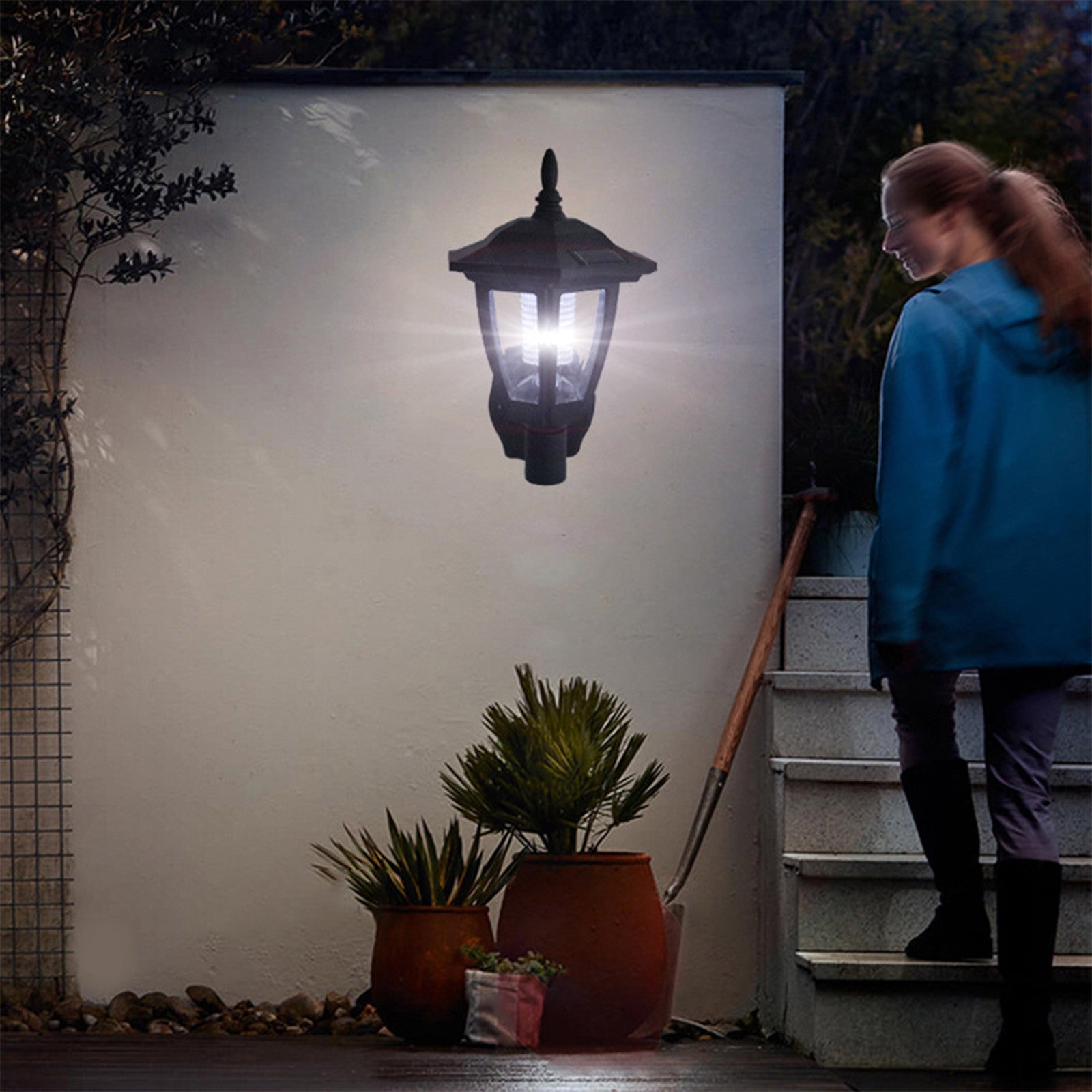 Solar Powered Wall Lanterns Outdoor, Dusk to Dawn Motion Sensor LED Sconce Lights Waterproof, Exterior Front Porch Security Lamps for Wall Mount Patio Fence Cold White Black