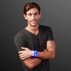 LED Fashion Light Up Bracelets,Blue Fashion Light Up Bracelet,Concert luminous wristband interactive fluorescent wristband,Red and Blue，10pcs，Contains battery