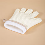 a pair of Silicone Oven Mitts Heat Resistant ,Waterproof & Non-Slip Oven Gloves with Fingers,Cotton Lined Silicone Oven Gloves Kitchen Mitts(beige)