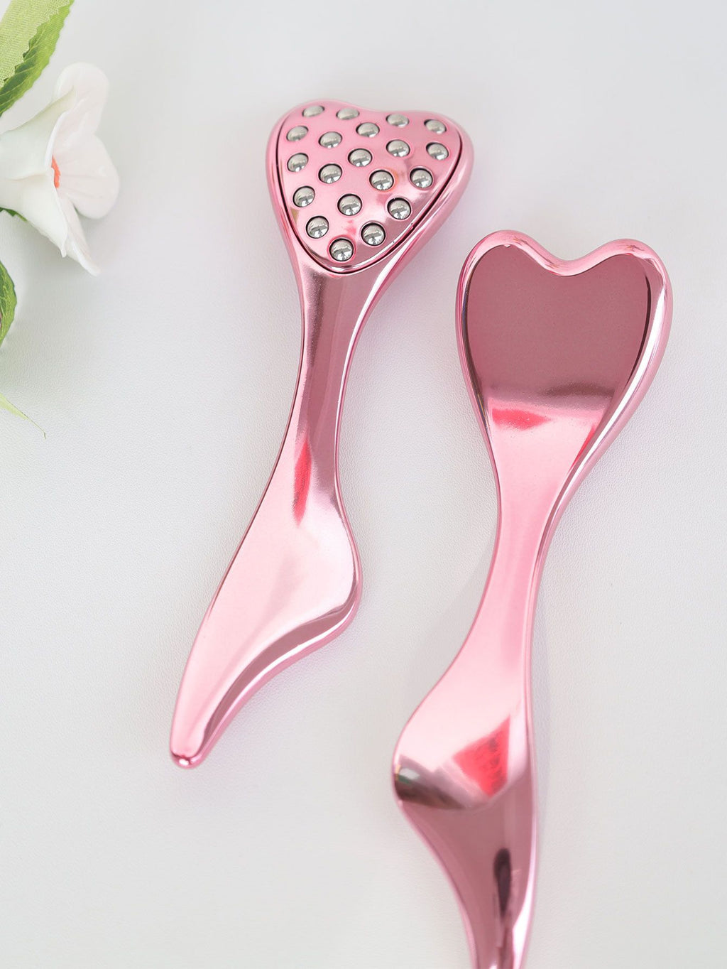 304 Stainless Steel Heart Shaped Roller Ball Massager: Face Lifting and Eye Soothing, Body Scraping and Relaxation, Lightweight and Portable, One Tool for Skincare and Body Care(coffee color)