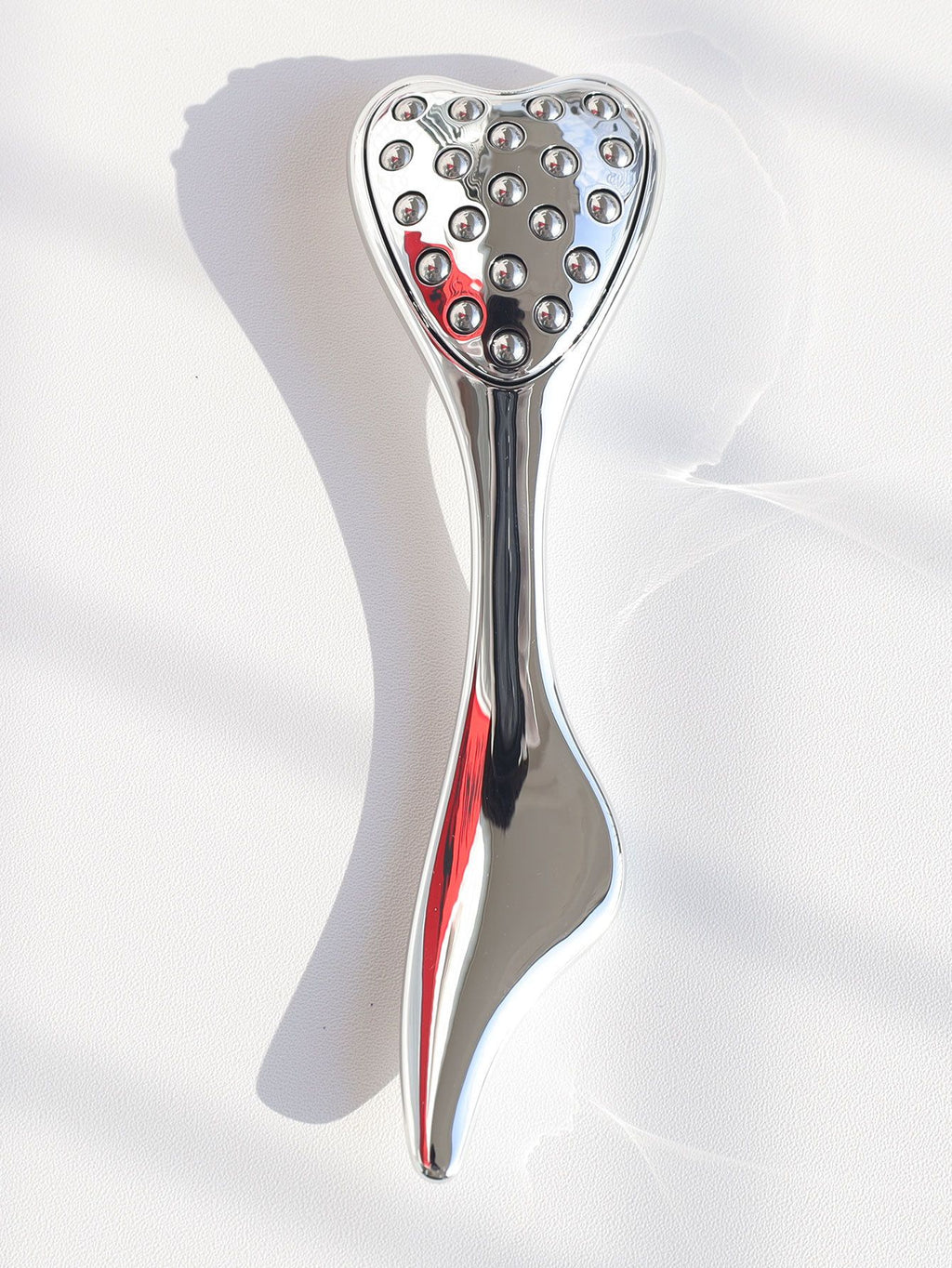 304 Stainless Steel Heart Shaped Roller Ball Massager: Face Lifting and Eye Soothing, Body Scraping and Relaxation, Lightweight and Portable, One Tool for Skincare and Body Care(silver)