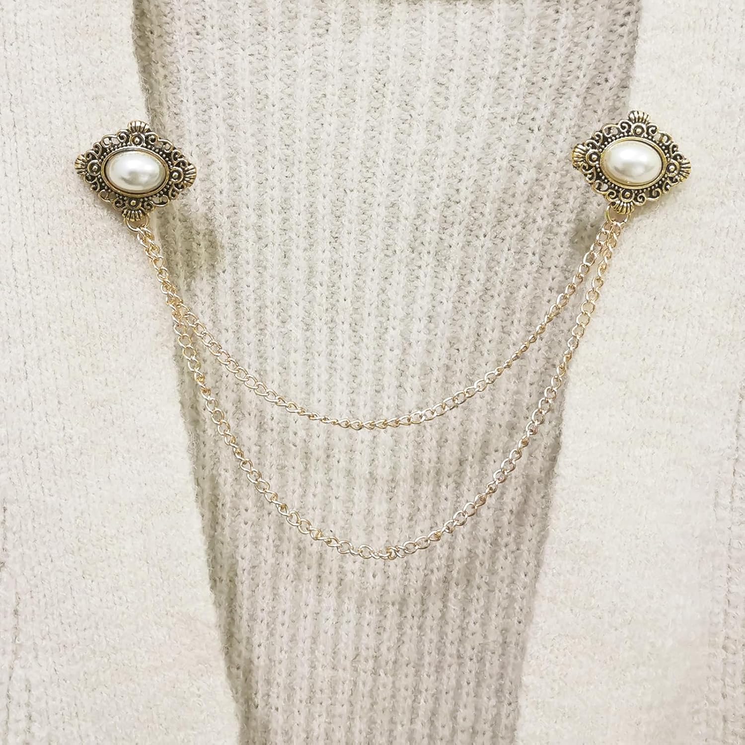 2pcs Sweater Clips Vintage Cardigan Collar Clips with Chain Shirt Clips Shawl Clips Clothes Clip for Women(Gold)