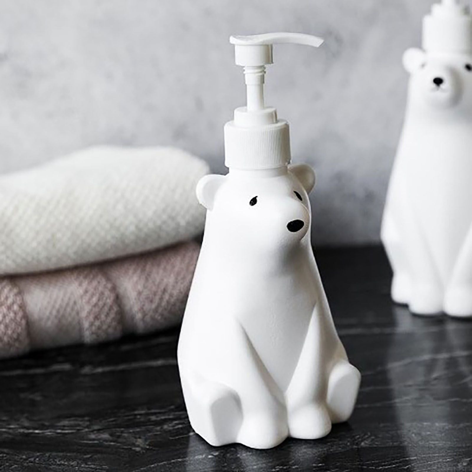 Soap Dispenser Bottle Cute Bear Shape Large Capacity Pump Dispenser Bottle for Bathroom Kitchen L (11x26cm/4.3x10.2in) (900ML)