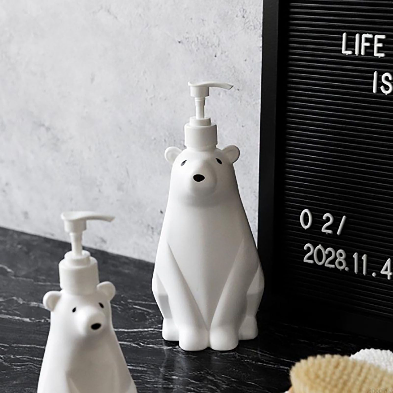 Soap Dispenser Bottle Cute Bear Shape Large Capacity Pump Dispenser Bottle for Bathroom Kitchen L (11x26cm/4.3x10.2in) (900ML)