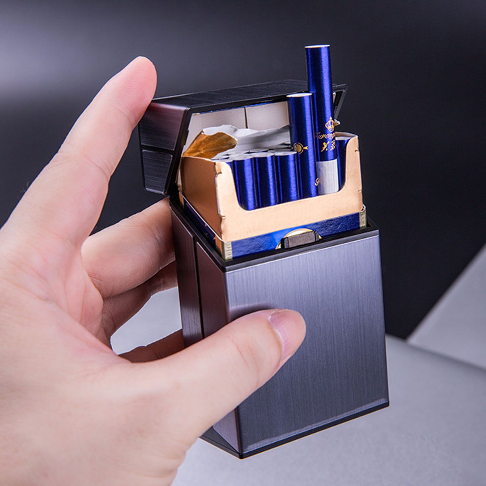 Magnetic Cigarette Case 20 Capacity Universal Flip Cover Aluminum Alloy Cigarette Box for Women Men Grey