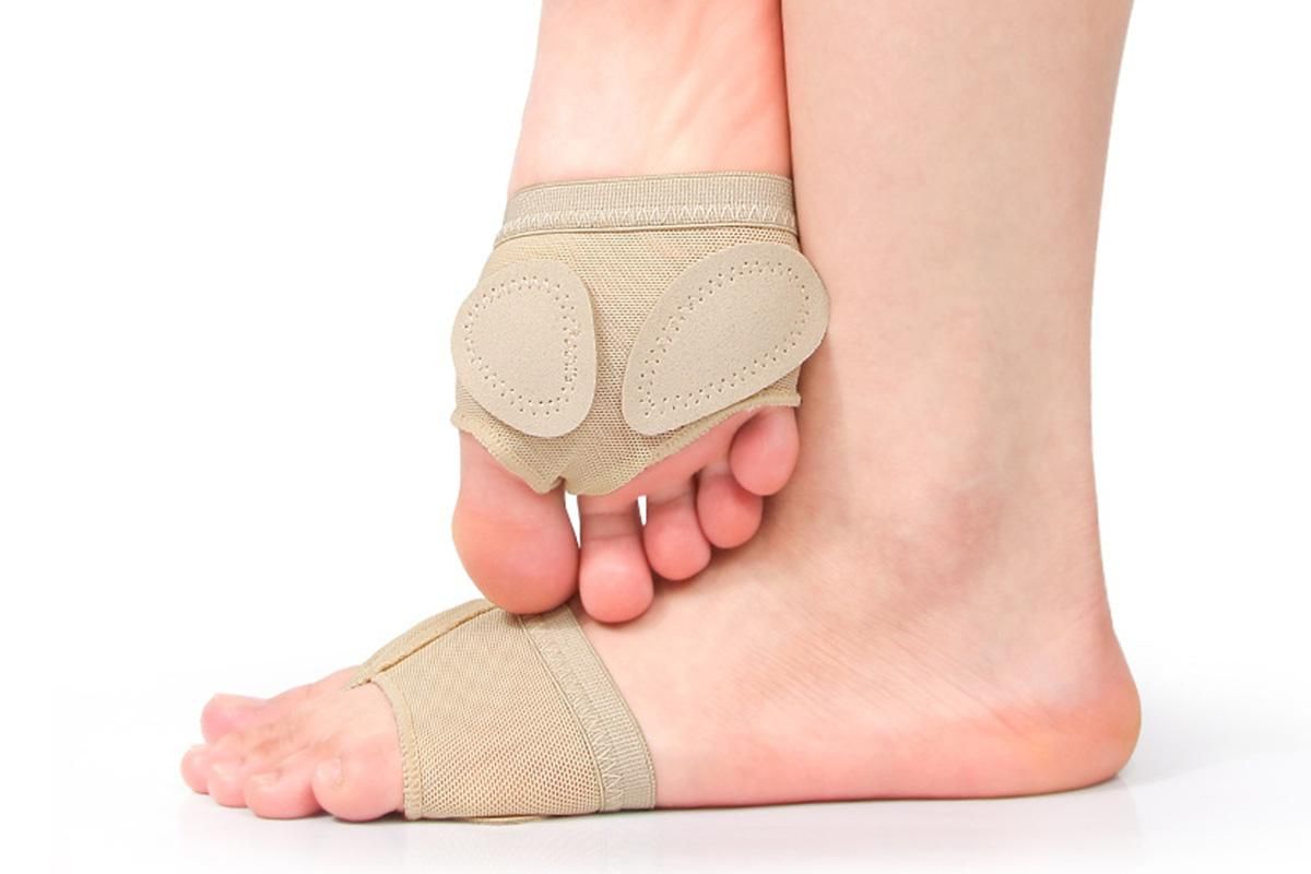 Foot Thongs Toe Undies Forefoot Shoes Ballet Dance Paws Pad Cover Half Lyrical - XL