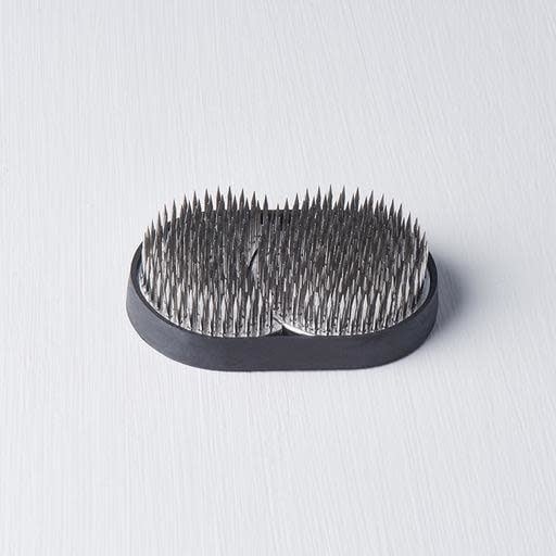 Kenzan Ikebana Pin Base 9cm Joined Circles
