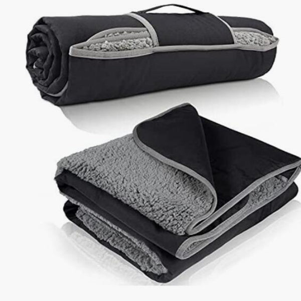 3-Layer Waterproof Outdoor Blanket with Storage Pocket (Black and Grey)